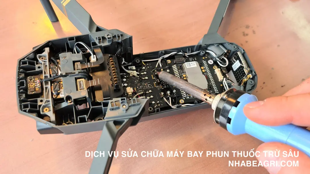 Dich-vu-sua-chua-may-bay-phun-thuoc-tru-sau